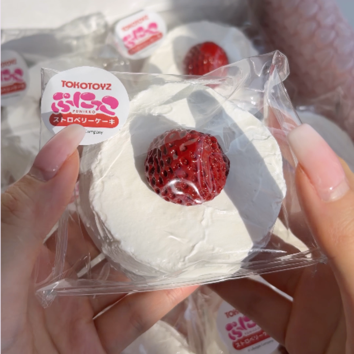 予約品：5月下旬以降発送予定】ぷにっこ ストロベリーケーキ – Tokotoyz
